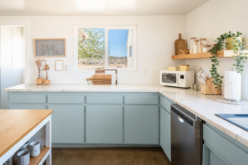 pastel-coloured-kitchens